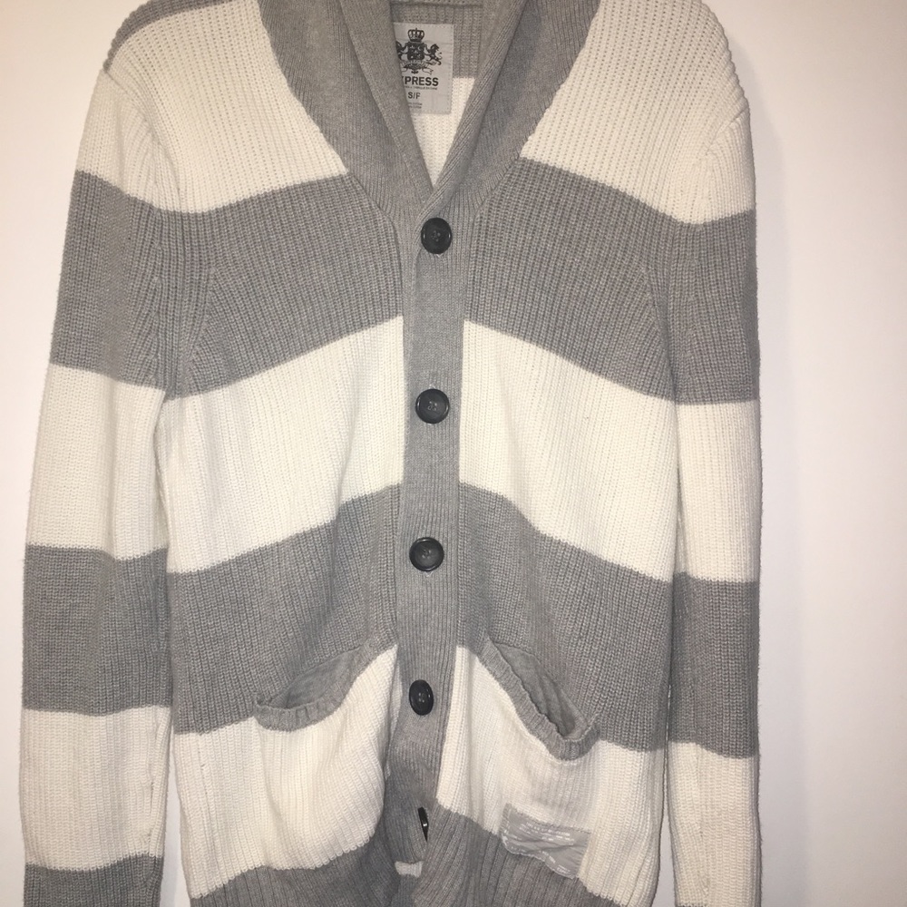 Cardigan - Picture 2 of 5